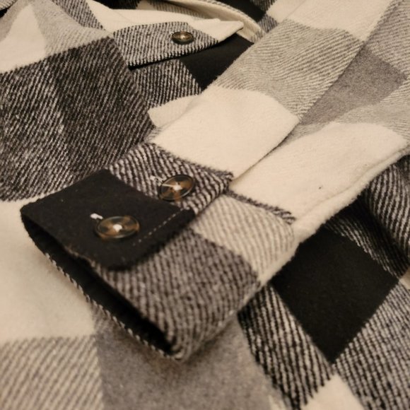 PGD Black and White Plaid Checkered Shacket - Plaid Rowland Jacket Size Small - Picture 2 of 5